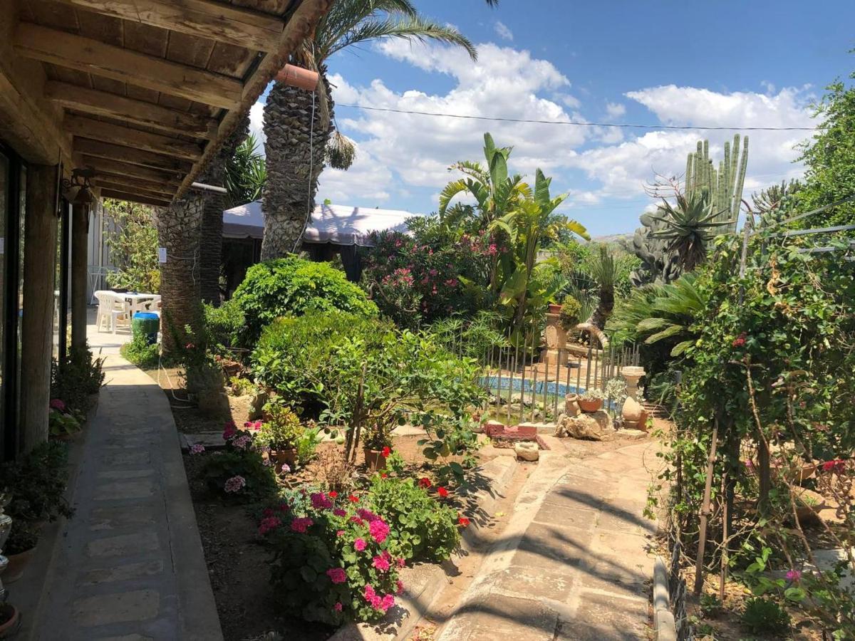 Villa Yucca Avola Exterior photo